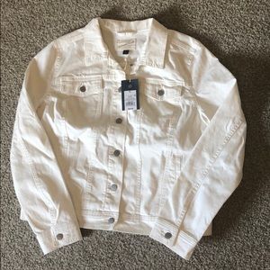 NWT Universal Thread White denim jacket XL